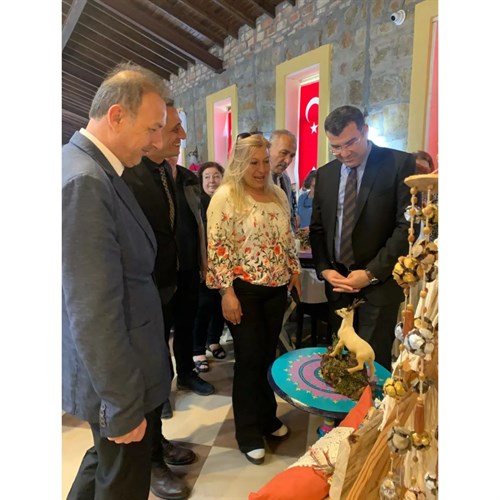 HAYAT BOYU ÖĞRENME HAFTASI KAPSAMINDA İLÇEMİZDE HALK EĞİTİMİ MERKEZİ YIL SONU SERGİSİ DÜZENLENDİ